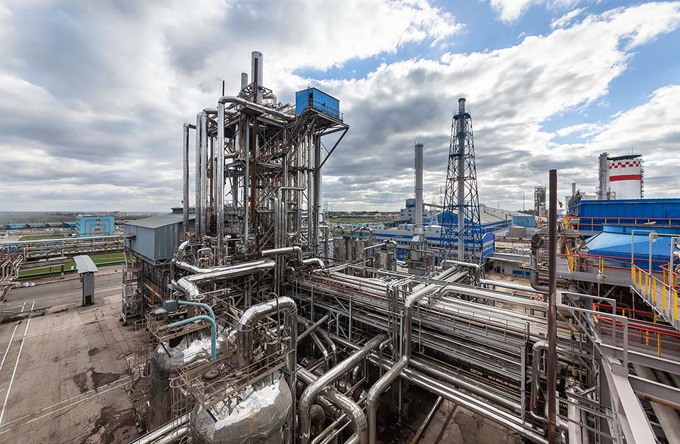 Chemical plant for production of ammonia and nitrogen fertilization on day time.